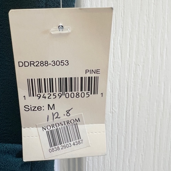 Dress the Population Lyla Midi Sheath Dress Pine Ruched V-Neck NWT M Cocktail - Picture 6 of 6